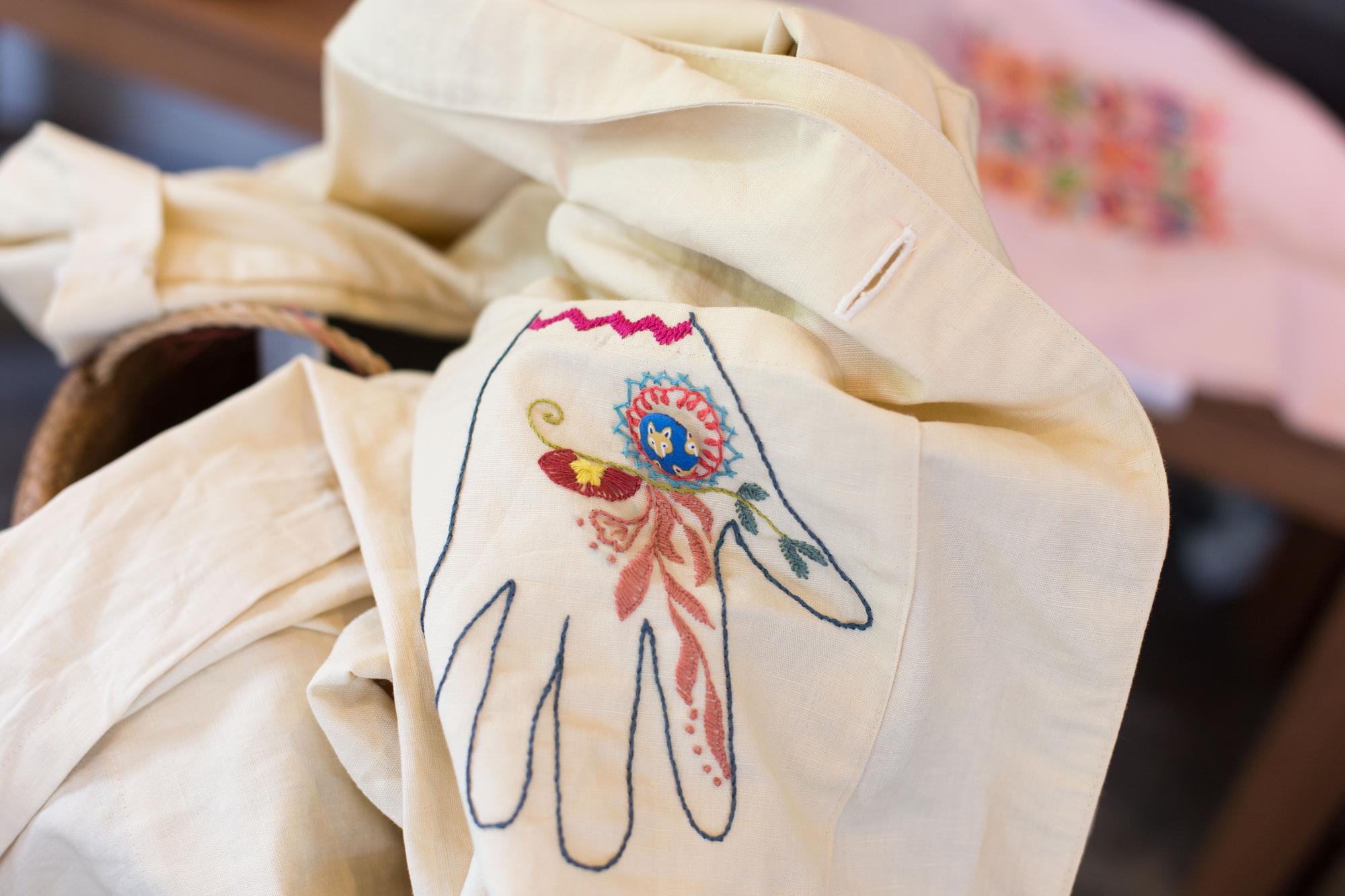 Embroidered linen tote bag detail